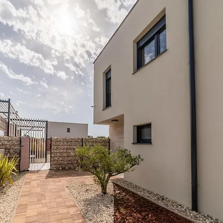 Pinna - Caretta Apartman Pula