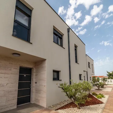 Pinna - Caretta Apartamento Pula