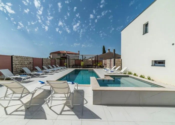 Pinna - Caretta Apartman Pula