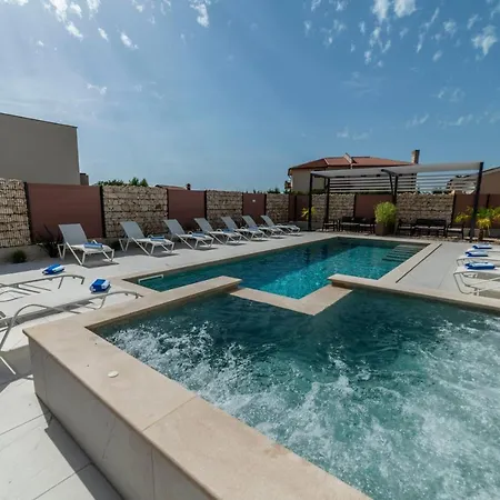 Pinna - Caretta * Pola