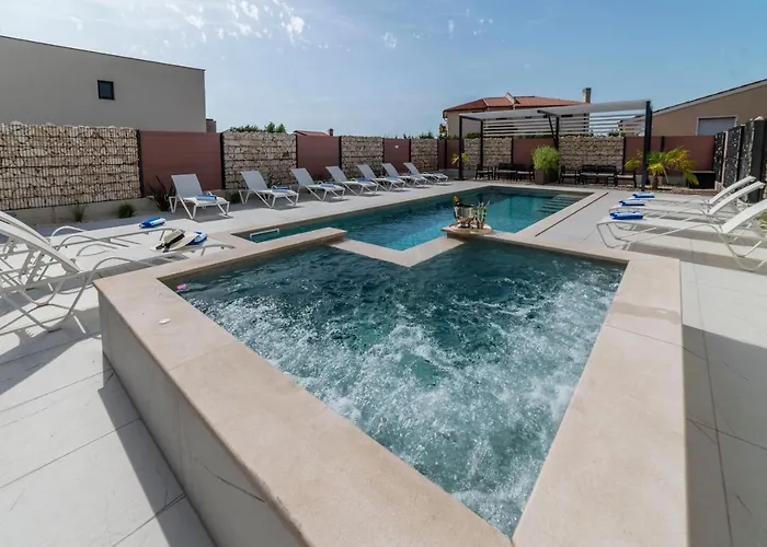 Pinna - Caretta * Pula